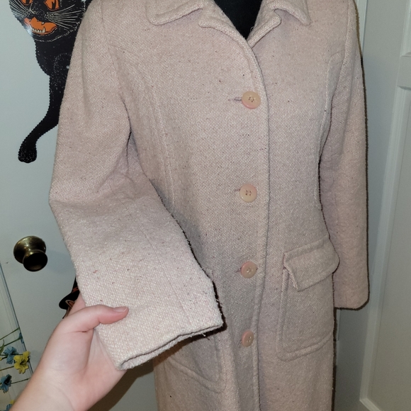 LAST CHANCE Izzi Collections Light Pink longcoat - Picture 4 of 13